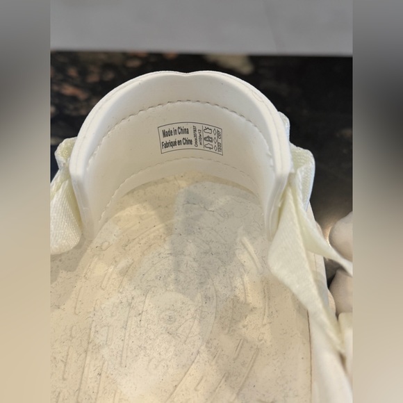 CROCS White Crocs Clogs – Men’s US 10 (Worn 2x) - Picture 2 of 6